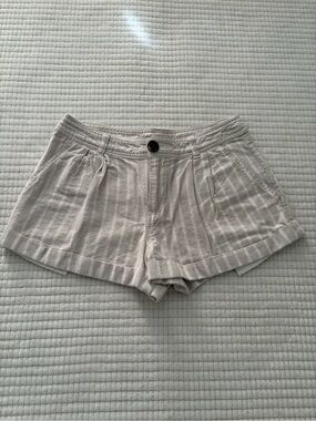 Forever 21 Light Beige Women’s Striped High-Waist Shorts Size 24